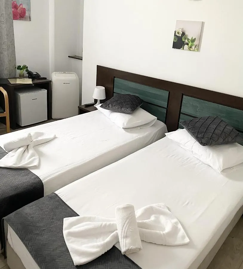 **  Hotel Sir Lujerului Bukarest Románia