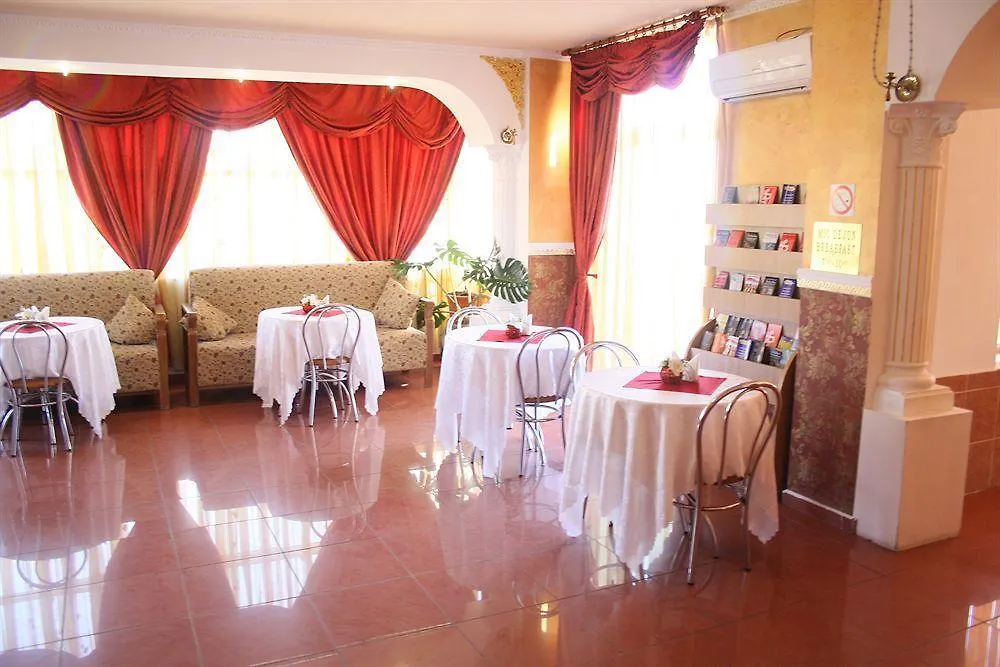Hotel Sir Lujerului Bukarest 2*,